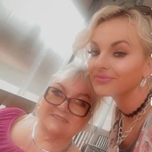 Meet your Posher, Bridgette